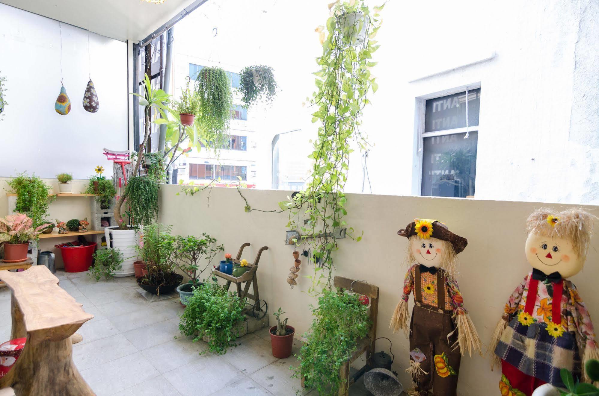 Slowly Space Tainan Bagian luar foto